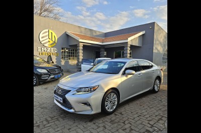 BUY LEXUS ES 2017 250, Motor Trader