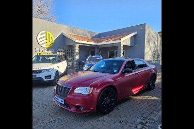 BUY CHRYSLER 300C 2016 SRT8, Motor Trader