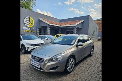 BUY VOLVO 2012, Motor Trader